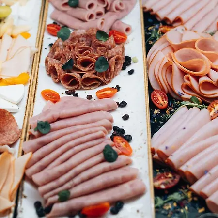 Hotel My Way & Events 4*